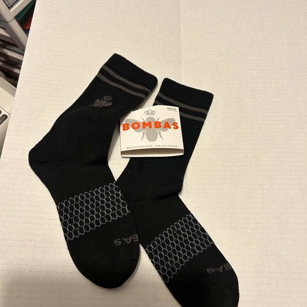 Bombas Black Socks. Medium. Unisex (men and womens) NEW! 2 pairs of socks! BOGO! - Picture 8 of 14